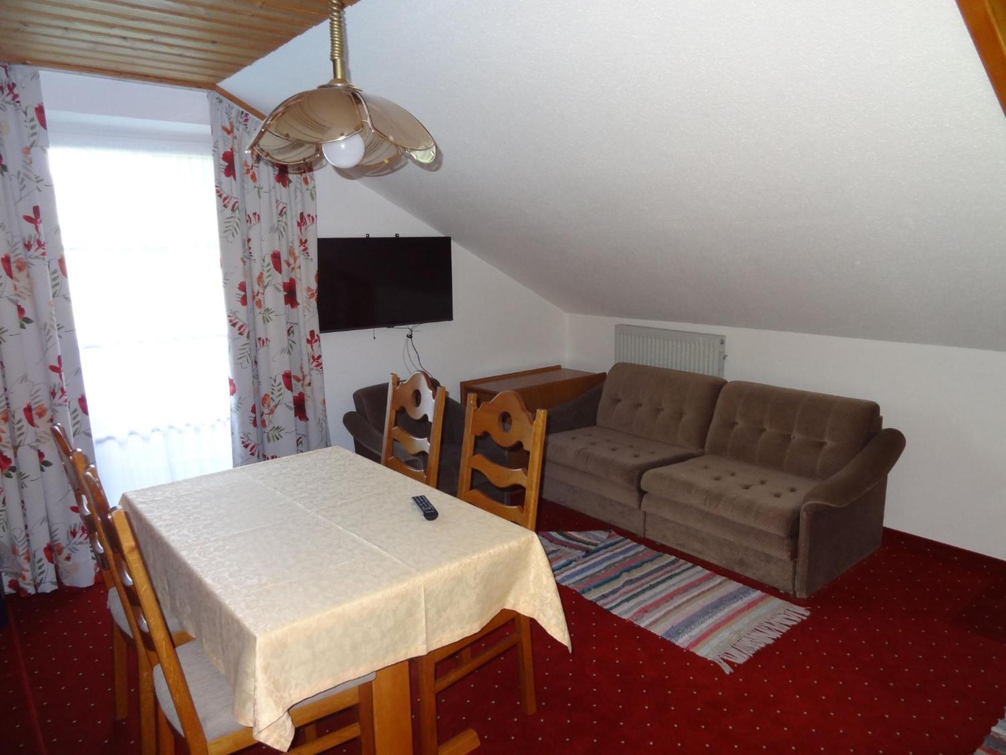 Pension Holzapfel Sankt Georgen im Attergau Habitación foto